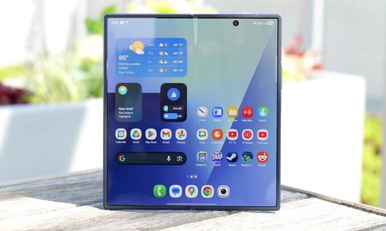 Samsung ফোল্ডেবল ফোন প্রি-অর্ডার ভারত ২০২৫ রেকর্ড!