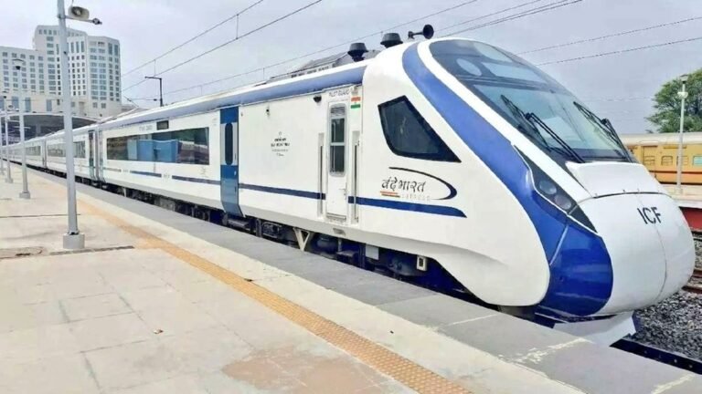 Vande Bharat Express: ভারতের গর্ব, কিন্তু এখনো পূর্ণ গতিতে ছুটতে পারছে না কেন?